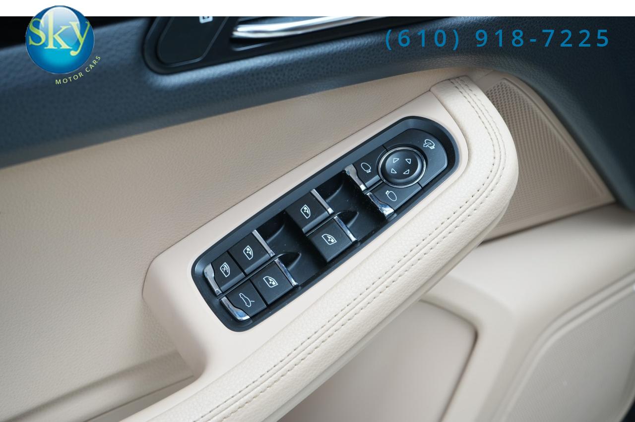 2023 Porsche Macan AWD West Chester PA