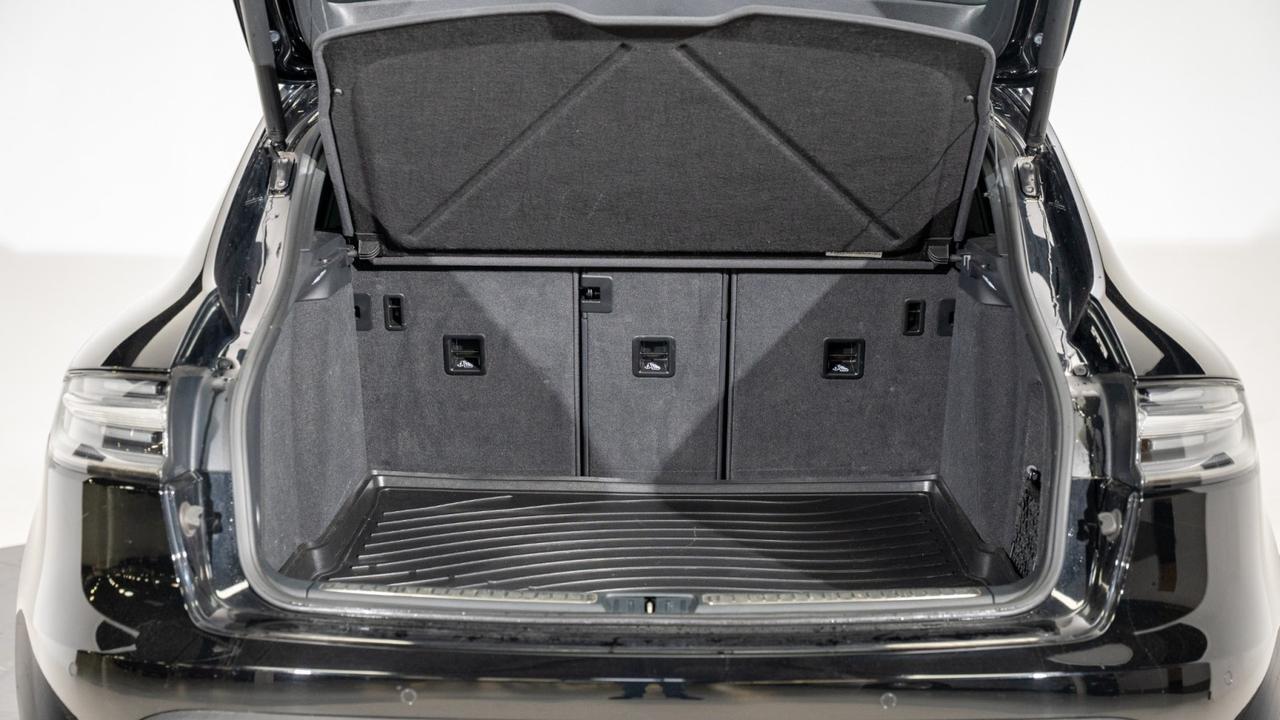 2023 Porsche Macan AWD w/ Premium Pack Plus & Pwr Sunroof Franklin TN