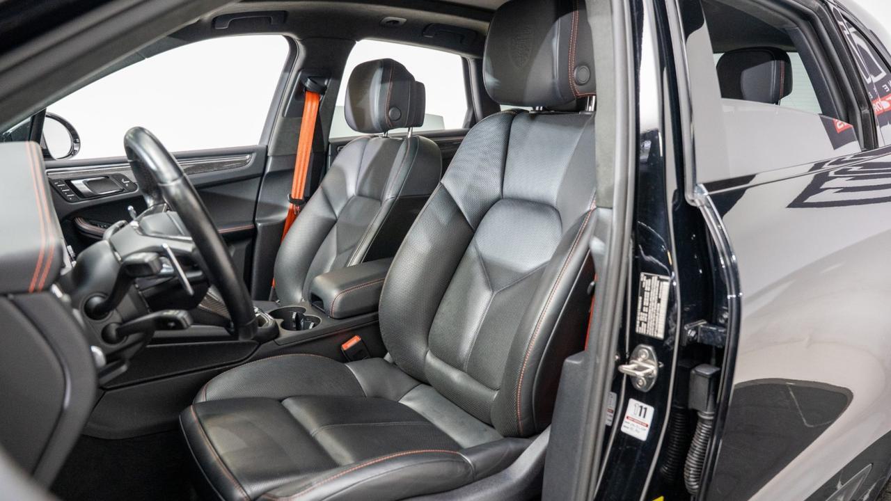 2023 Porsche Macan AWD w/ Premium Pack Plus & Pwr Sunroof Franklin TN