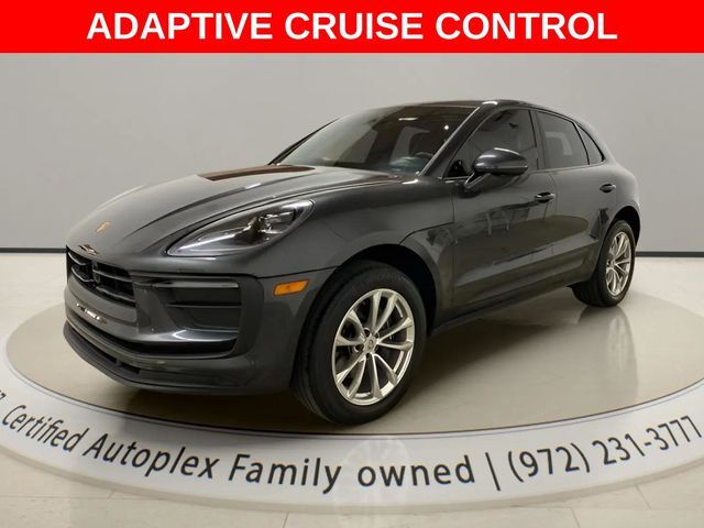 2023 Porsche Macan Base
