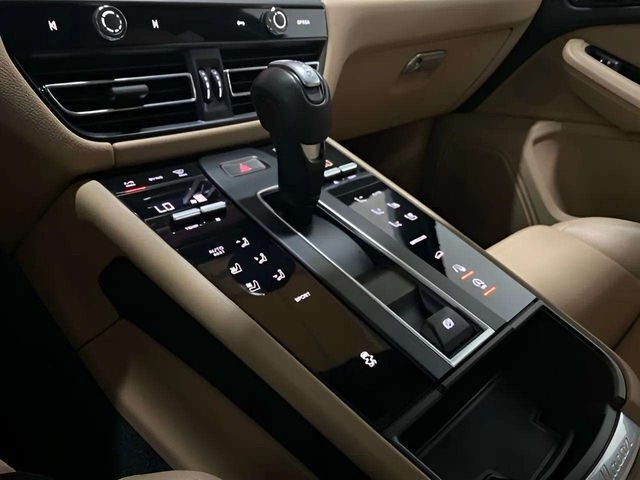 2023 Porsche Macan Base Dallas TX