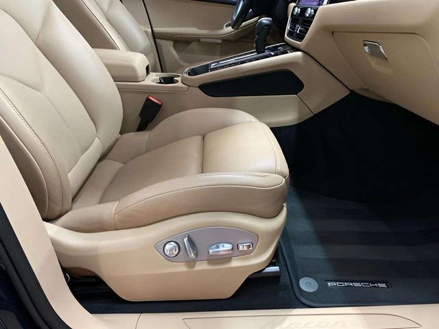 2023 Porsche Macan Base Dallas TX