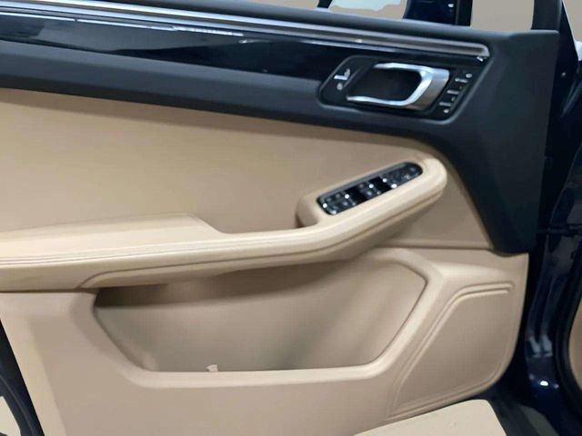 2023 Porsche Macan Base Dallas TX