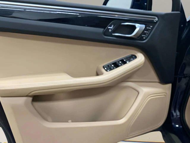 2023 Porsche Macan Base Dallas TX