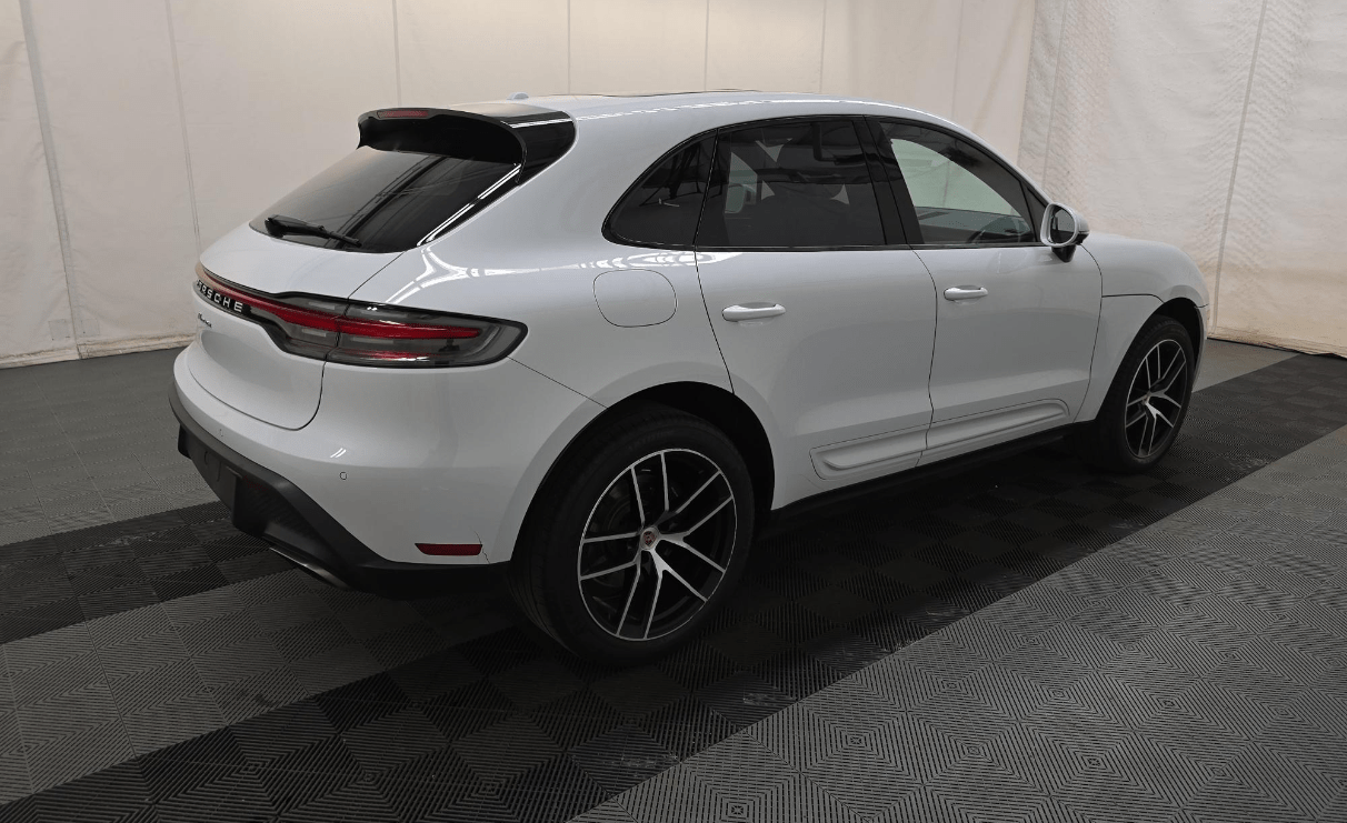 2023 Porsche Macan Base Indianapolis IN