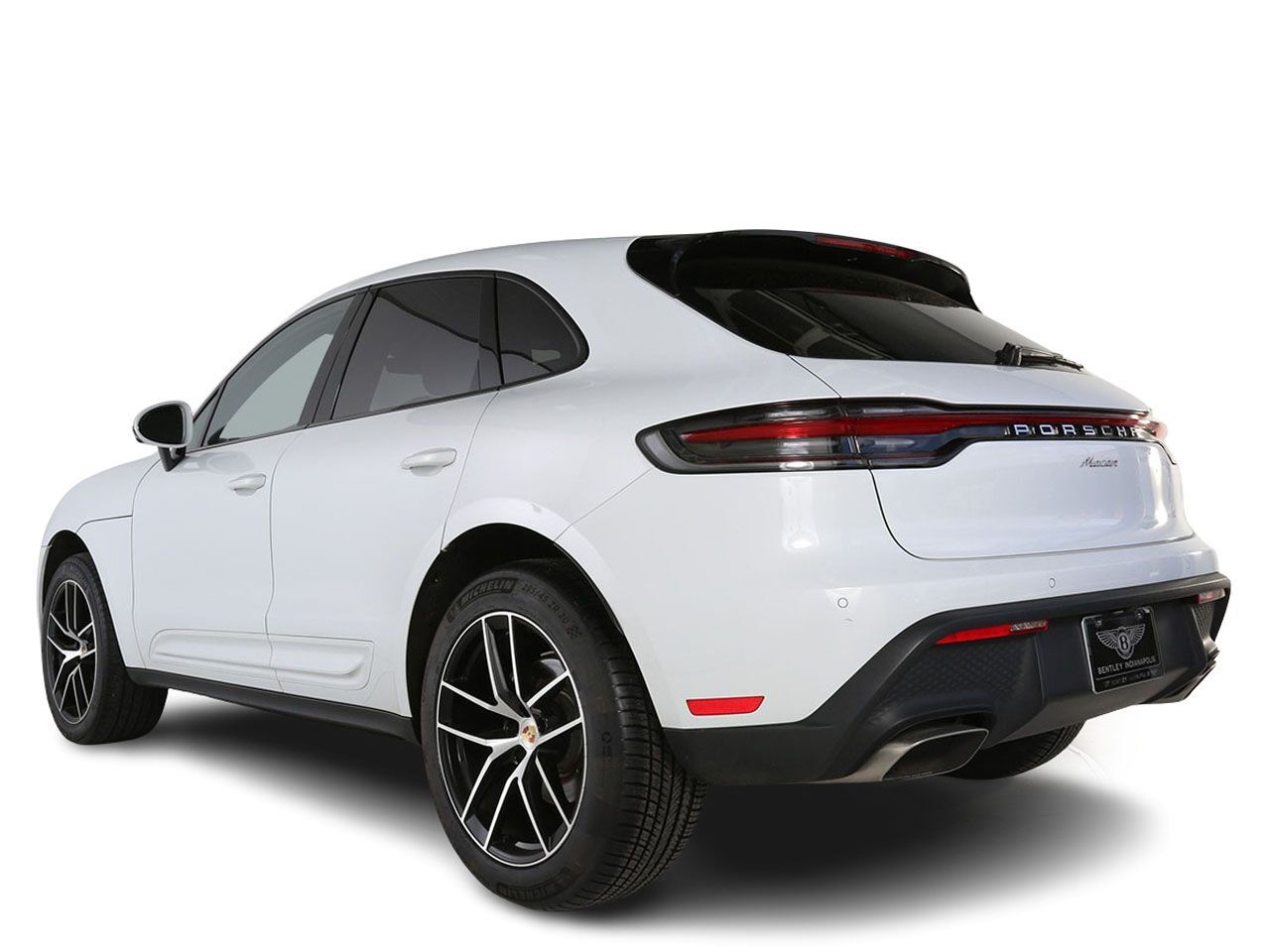 2023 Porsche Macan Base