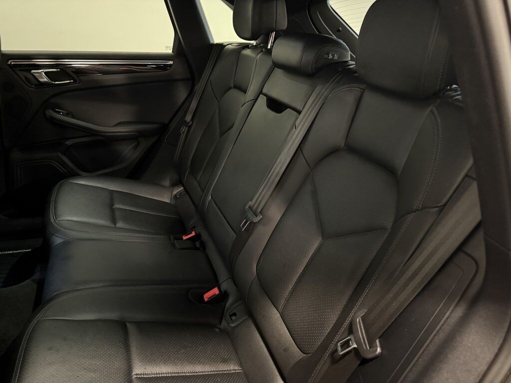 2023 Porsche Macan Base Parker CO