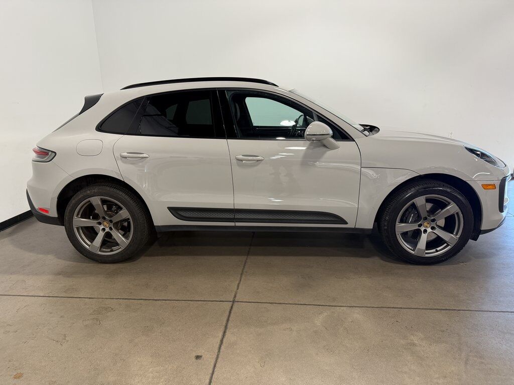2023 Porsche Macan Base Parker CO