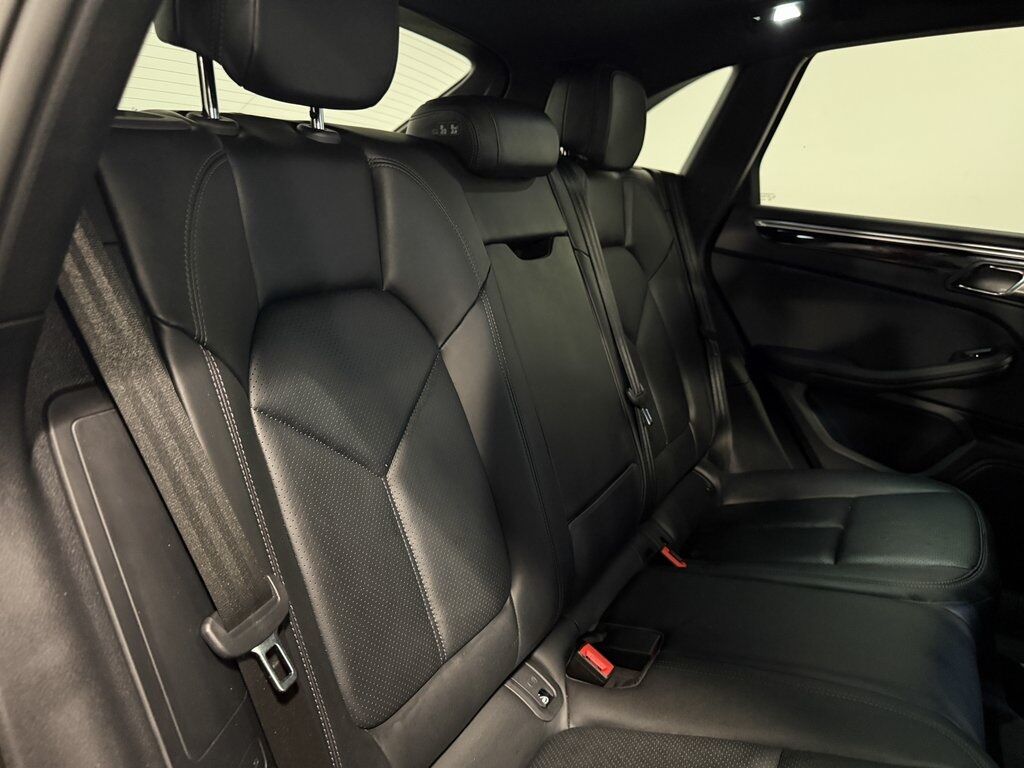 2023 Porsche Macan Base Parker CO