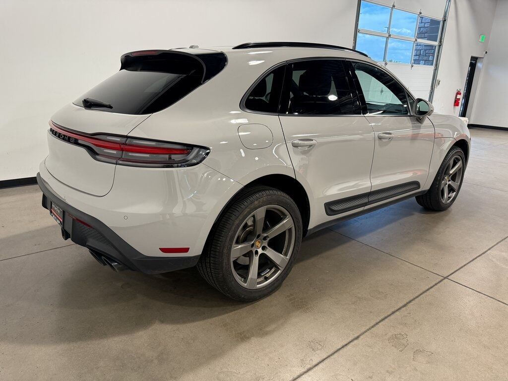2023 Porsche Macan Base Parker CO