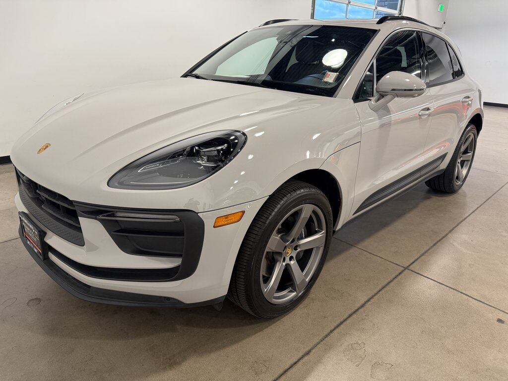 2023 Porsche Macan Base Parker CO