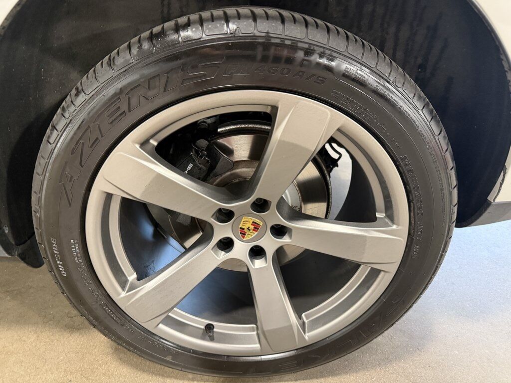 2023 Porsche Macan Base Parker CO