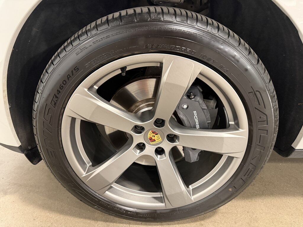 2023 Porsche Macan Base Parker CO