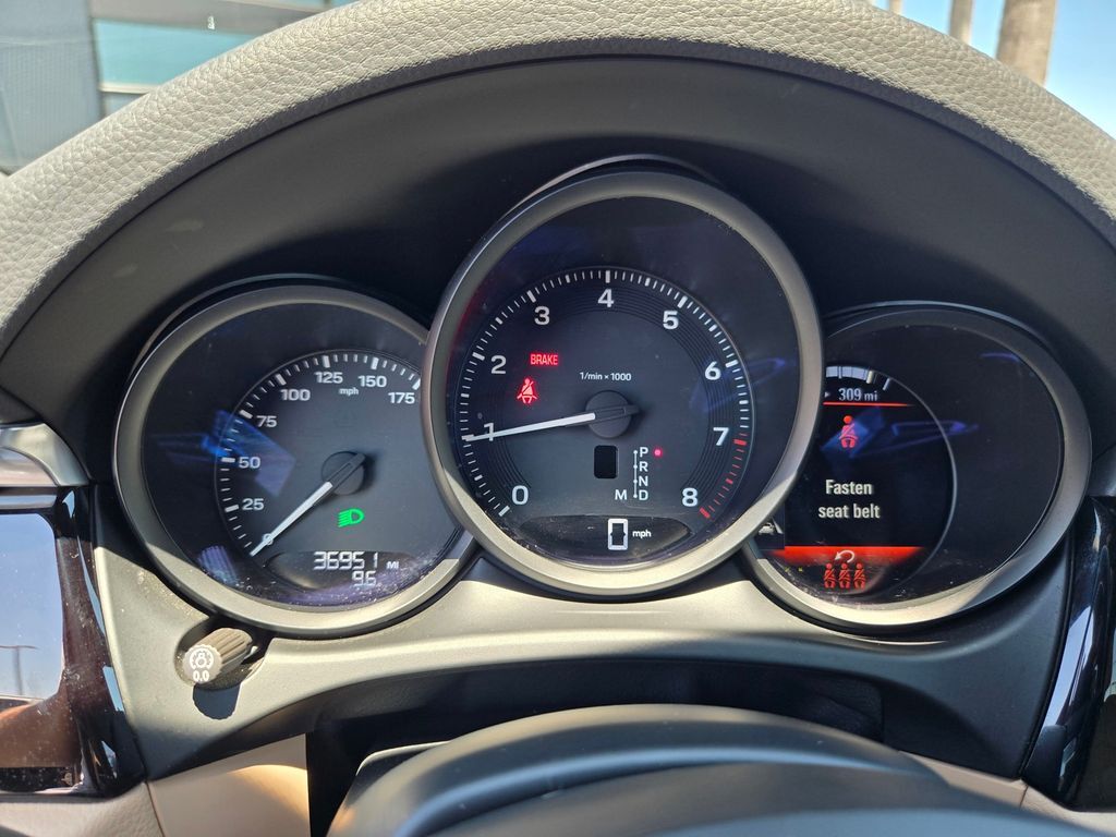 2023 Porsche Macan Base Roseville CA
