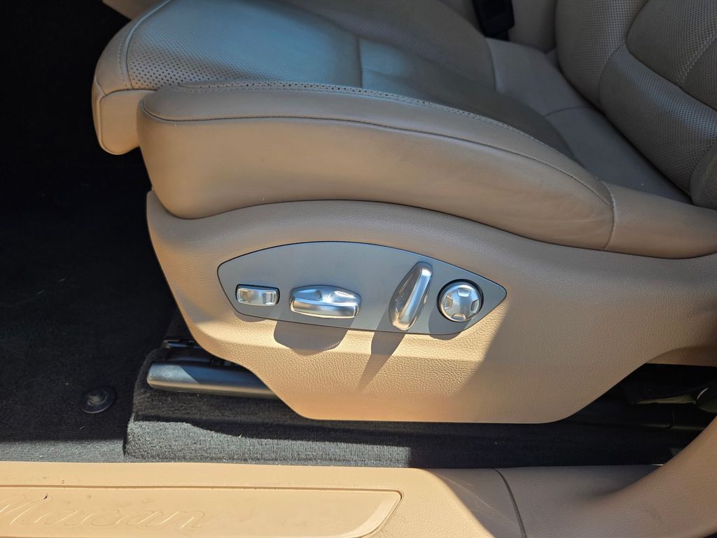 2023 Porsche Macan Base Roseville CA