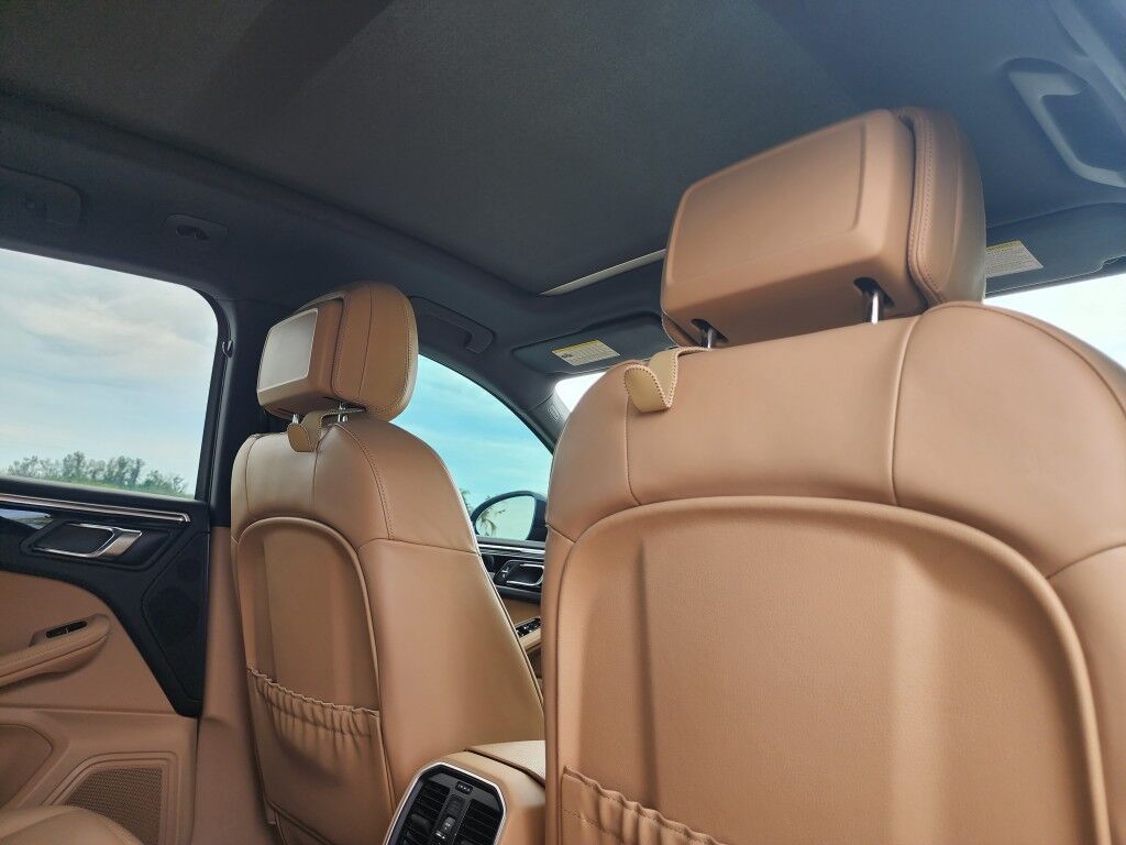 2023 Porsche Macan EXCELLENT CONDITION~ACCIDENT AVOINDANCE SYSTEMS~ADAPTIVE CRUISE CONTROL~BLIND SPOT WARNING~CRASH SENSORS~LEATHER SEATS~PANORAMIC MOONROOF / SUNROOF~SURROUND VIEW CAMERA Sarasota FL