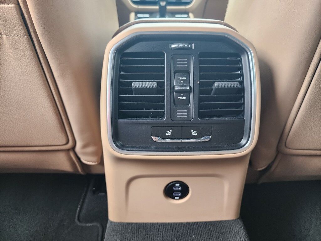 2023 Porsche Macan EXCELLENT CONDITION~ACCIDENT AVOINDANCE SYSTEMS~ADAPTIVE CRUISE CONTROL~BLIND SPOT WARNING~CRASH SENSORS~LEATHER SEATS~PANORAMIC MOONROOF / SUNROOF~SURROUND VIEW CAMERA Sarasota FL