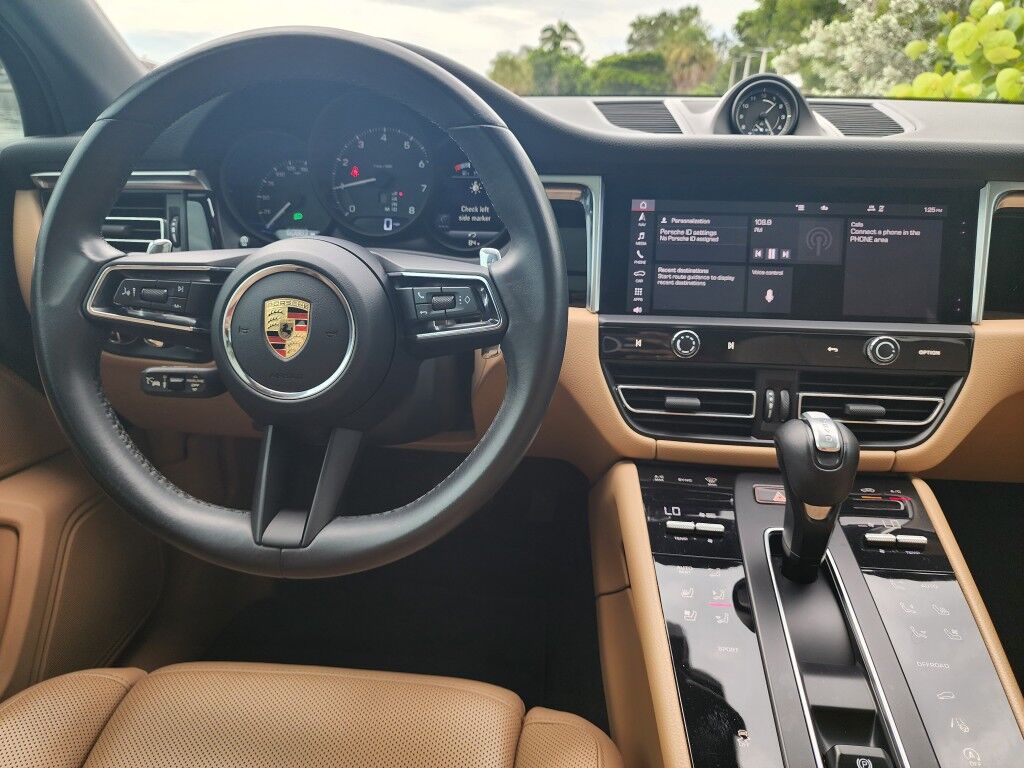 2023 Porsche Macan EXCELLENT CONDITION~ACCIDENT AVOINDANCE SYSTEMS~ADAPTIVE CRUISE CONTROL~BLIND SPOT WARNING~CRASH SENSORS~LEATHER SEATS~PANORAMIC MOONROOF / SUNROOF~SURROUND VIEW CAMERA Sarasota FL
