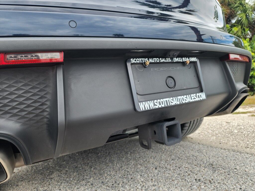 2023 Porsche Macan EXCELLENT CONDITION~ACCIDENT AVOINDANCE SYSTEMS~ADAPTIVE CRUISE CONTROL~BLIND SPOT WARNING~CRASH SENSORS~LEATHER SEATS~PANORAMIC MOONROOF / SUNROOF~SURROUND VIEW CAMERA Sarasota FL