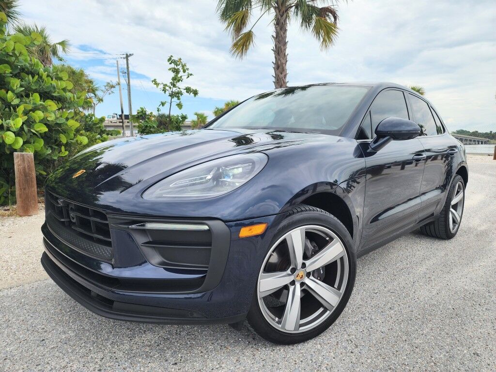 2023 Porsche Macan EXCELLENT CONDITION~ACCIDENT AVOINDANCE SYSTEMS~ADAPTIVE CRUISE CONTROL~BLIND SPOT WARNING~CRASH SENSORS~LEATHER SEATS~PANORAMIC MOONROOF / SUNROOF~SURROUND VIEW CAMERA Sarasota FL