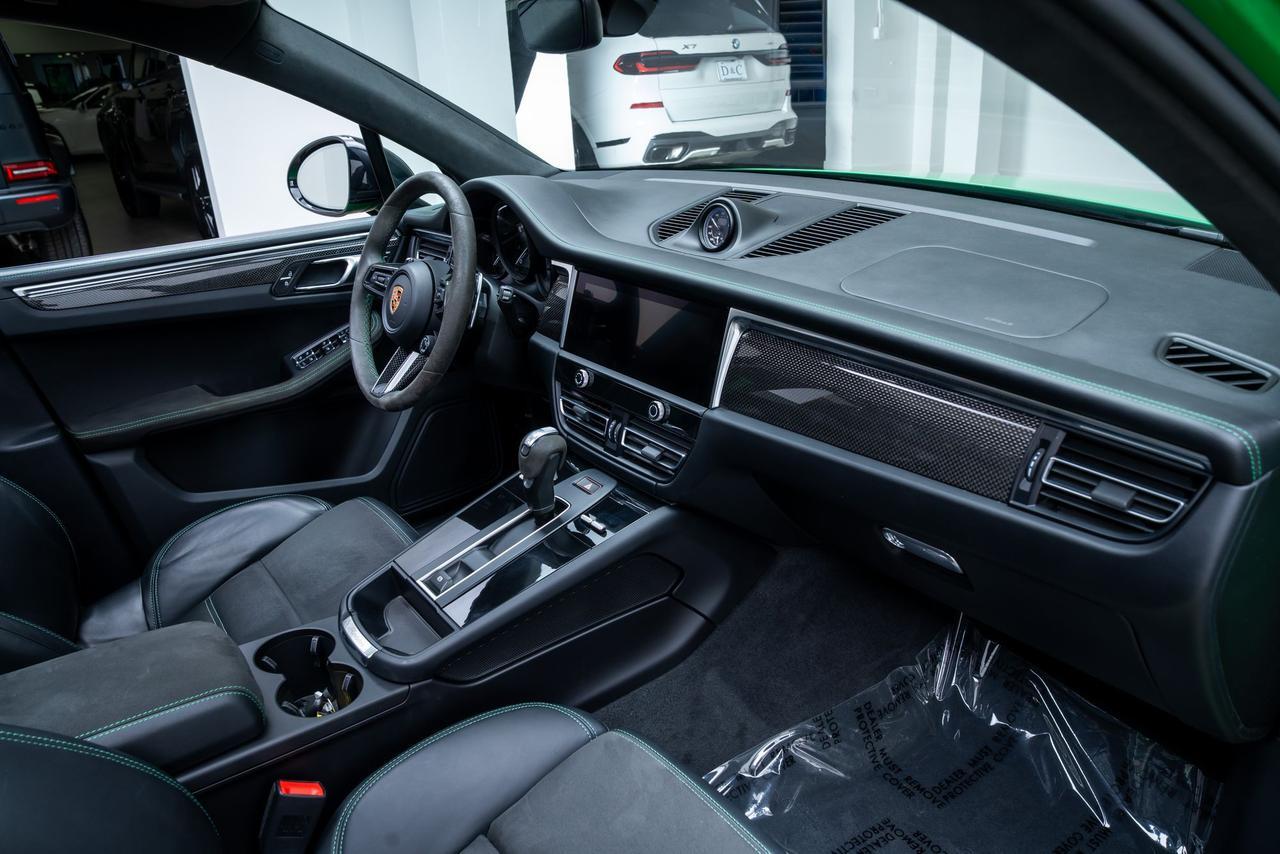 2023 Porsche Macan GTS Sport Chrono Package GTS Sport Package Portland OR