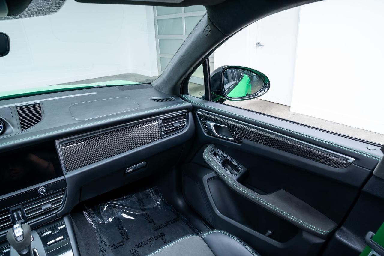 2023 Porsche Macan GTS Sport Chrono Package GTS Sport Package Portland OR