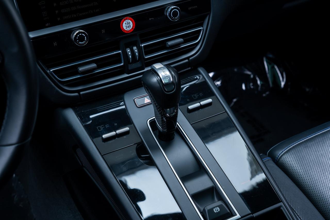2023 Porsche Macan GTS Sports Chrono Package / Premium Package Plus / Bos Portland OR