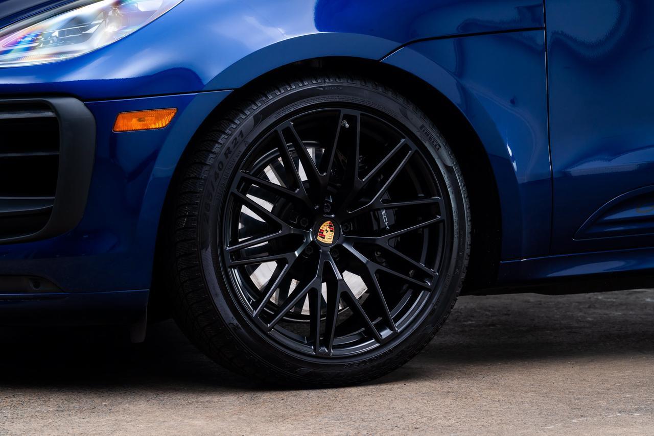2023 Porsche Macan GTS Sports Chrono Package / Premium Package Plus / Bos Portland OR