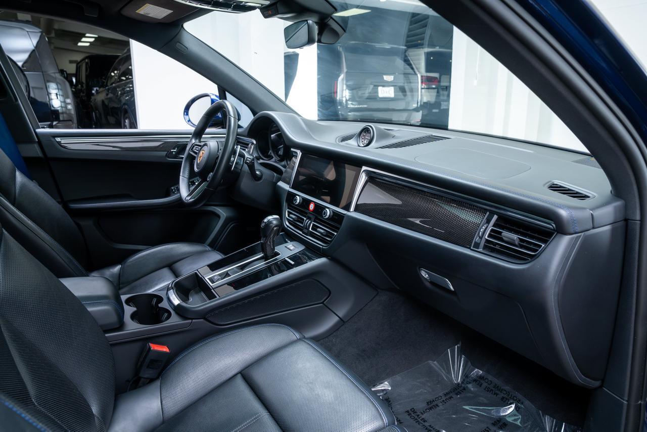 2023 Porsche Macan GTS Sports Chrono Package / Premium Package Plus / Bos Portland OR