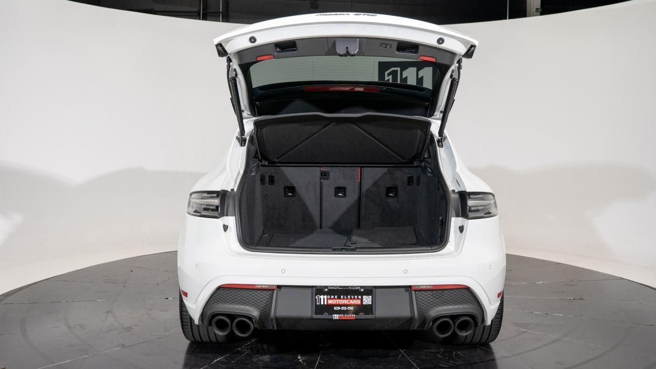 2023 Porsche Macan GTS w/ Premium Pack Plus & Sport Chrono Franklin TN