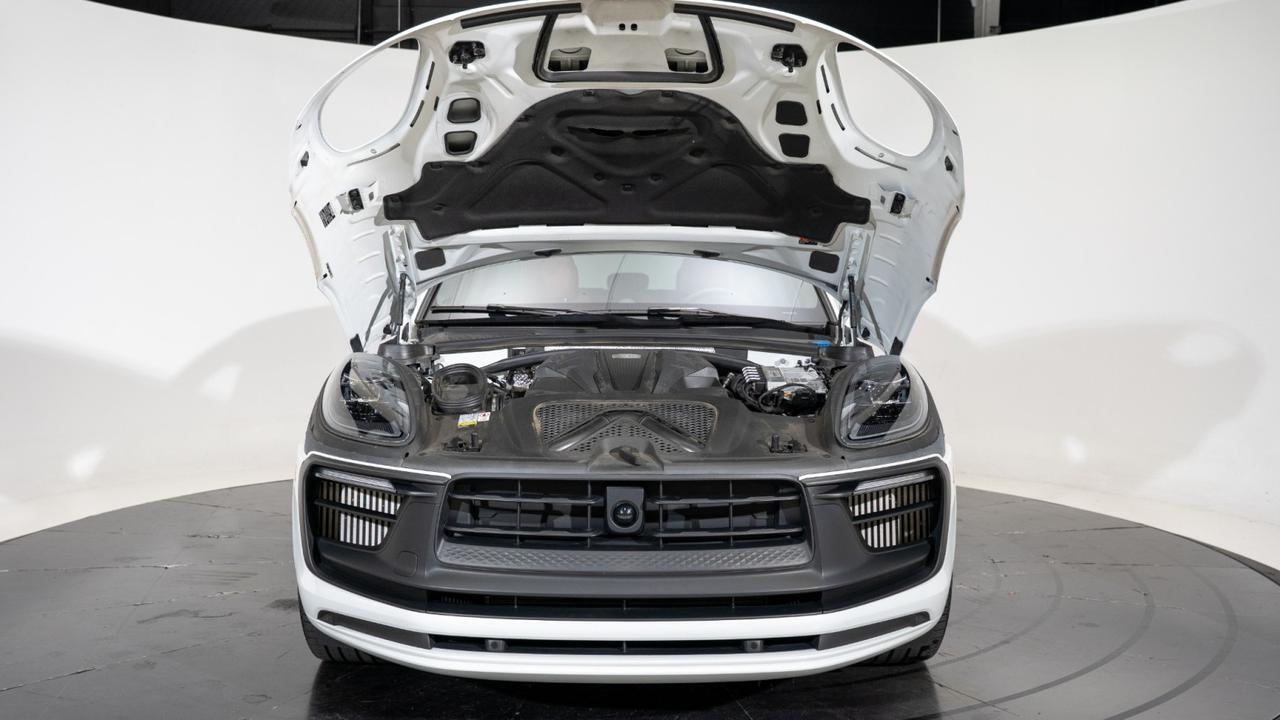 2023 Porsche Macan GTS w/ Premium Pack Plus & Sport Chrono Franklin TN