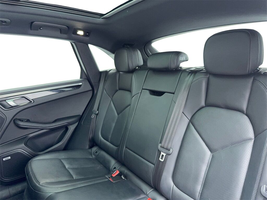 2023 Porsche Macan NAV,CAM,PANO,CLMT STS,BLIND SPOT,20&quot; WLS Plano TX