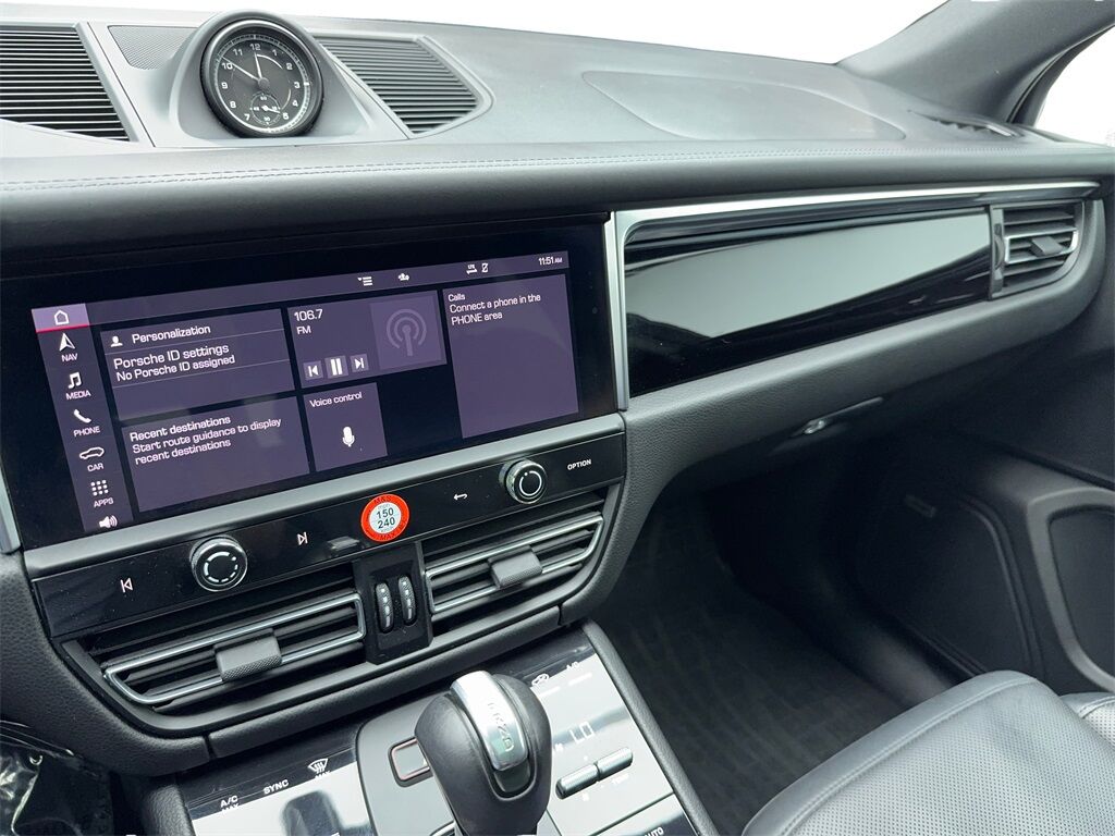 2023 Porsche Macan NAV,CAM,PANO,CLMT STS,BLIND SPOT,20&quot; WLS Plano TX