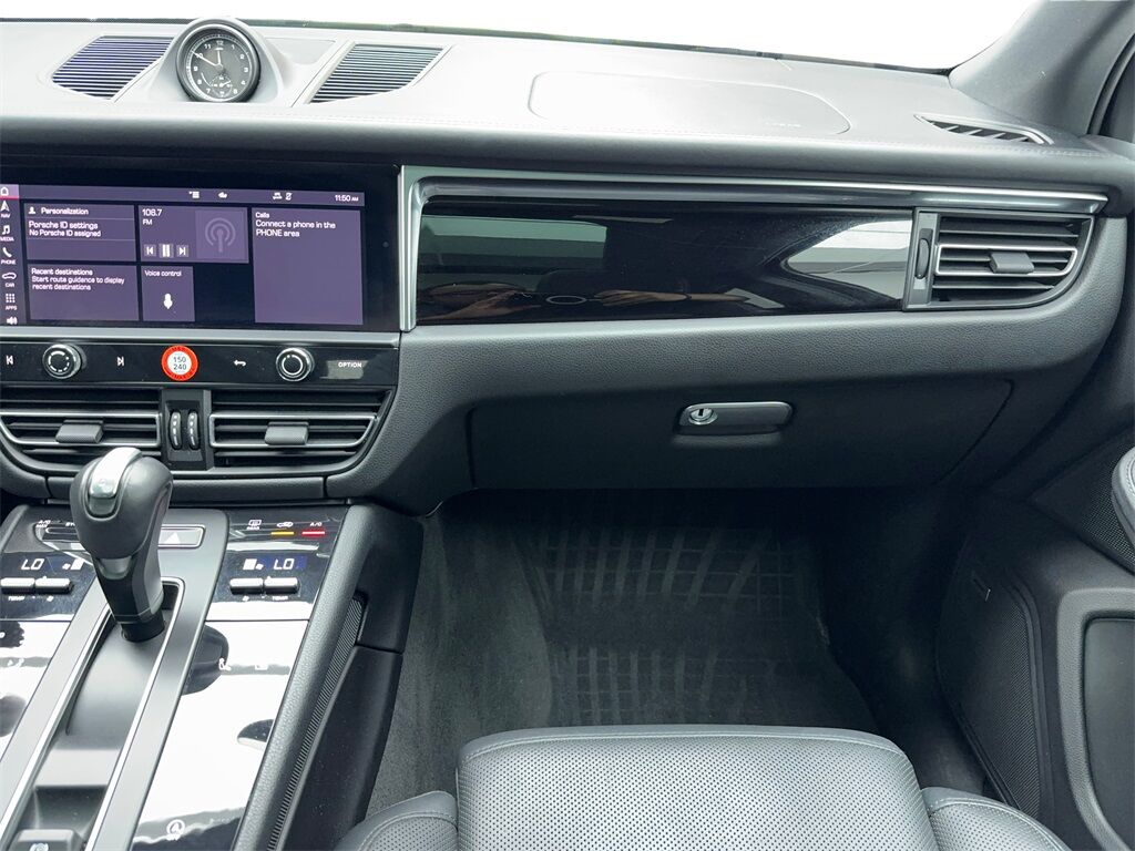 2023 Porsche Macan NAV,CAM,PANO,CLMT STS,BLIND SPOT,20&quot; WLS Plano TX