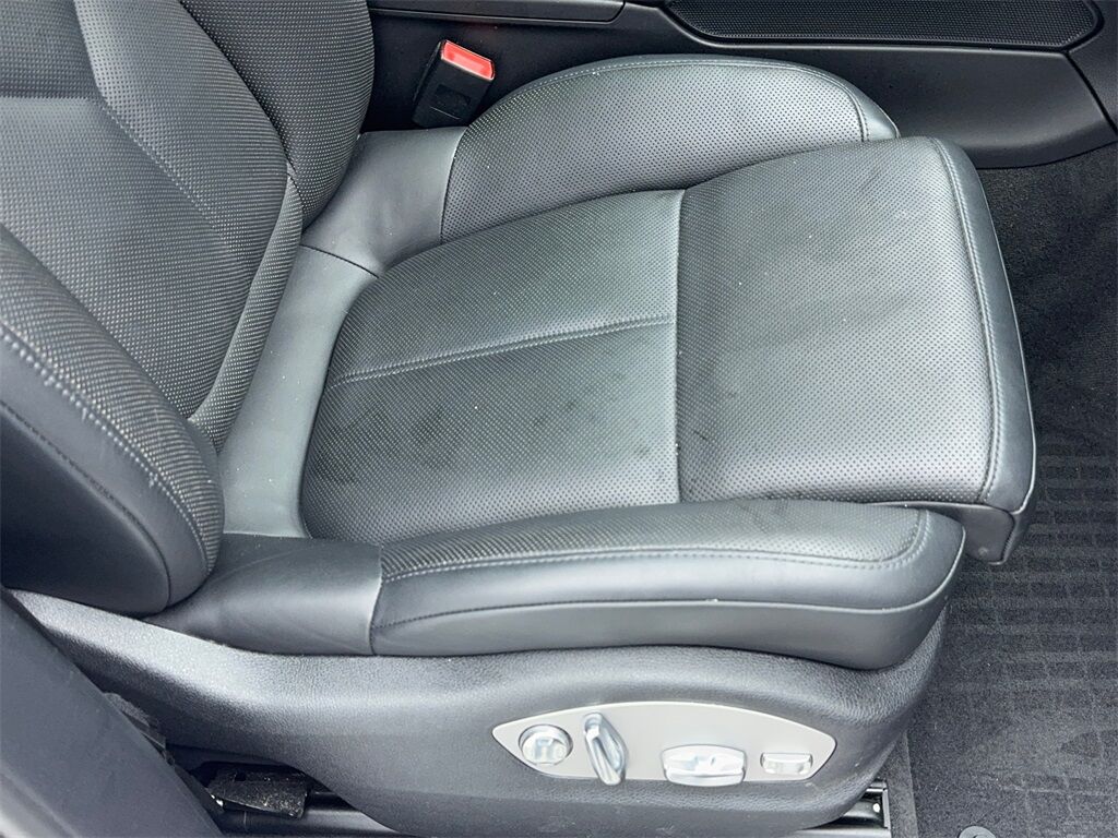 2023 Porsche Macan NAV,CAM,PANO,CLMT STS,BLIND SPOT,20&quot; WLS Plano TX