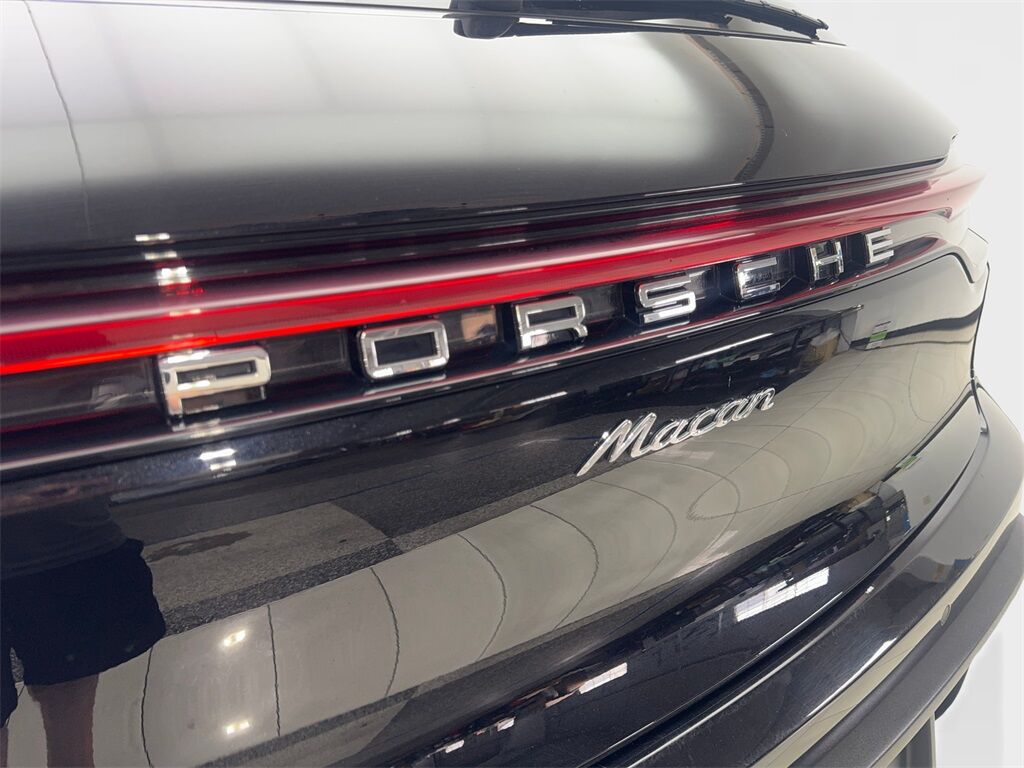 2023 Porsche Macan NAV,CAM,PANO,HTD STS,BLIND SPOT,19&quot; WLS Irving TX