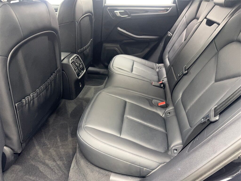 2023 Porsche Macan NAV,CAM,PANO,HTD STS,BLIND SPOT,19&quot; WLS Irving TX