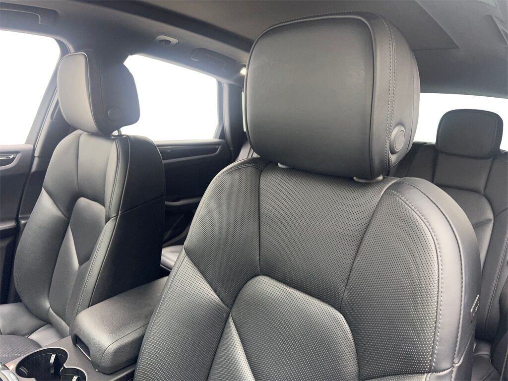 2023 Porsche Macan NAV,CAM,PANO,HTD STS,BLIND SPOT,19&quot; WLS Irving TX