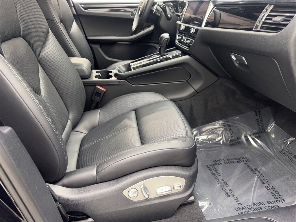 2023 Porsche Macan NAV,CAM,PANO,HTD STS,BLIND SPOT,19&quot; WLS Irving TX