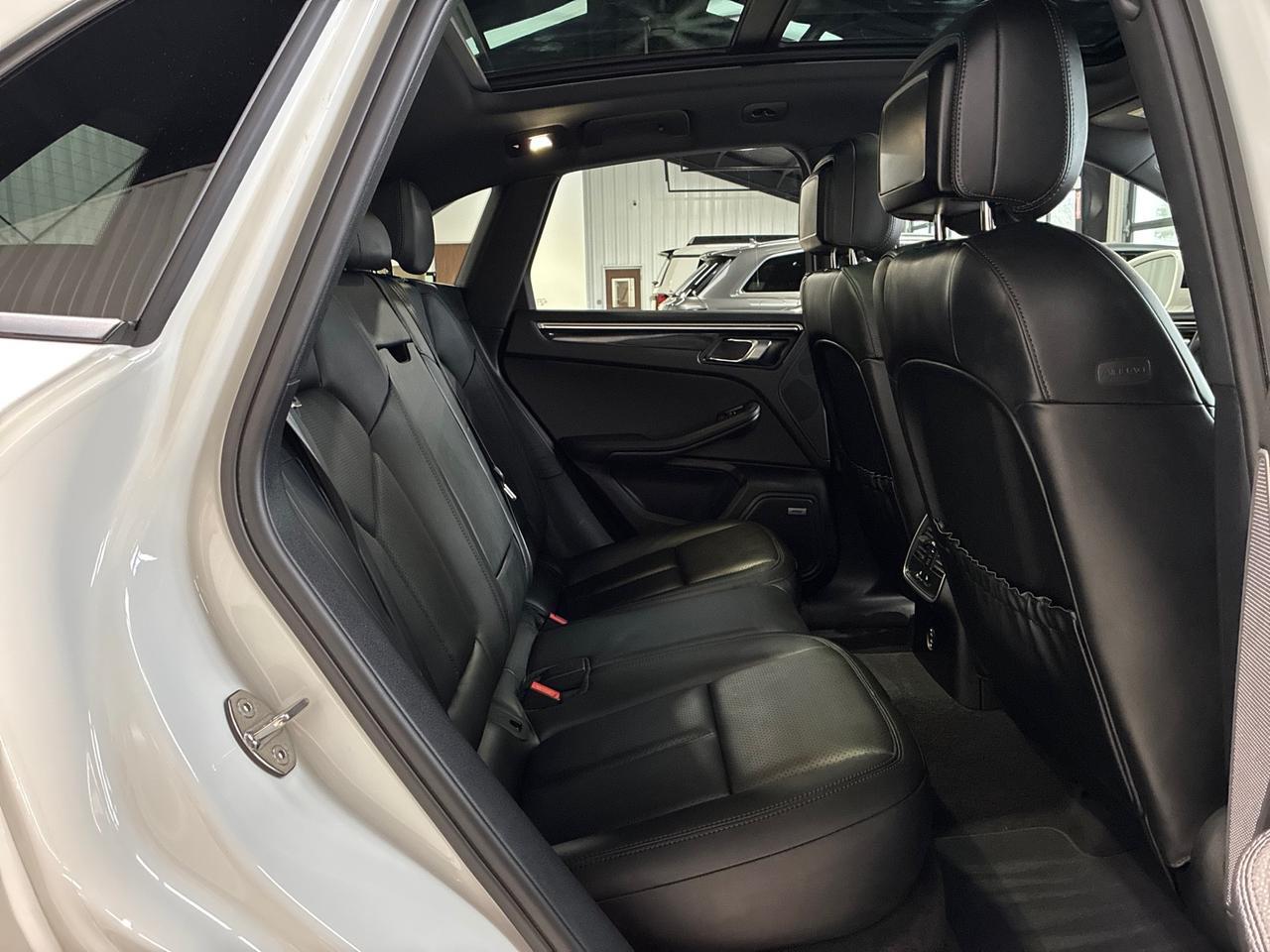 2023 Porsche Macan Premium Pkg Plus, 360 Camera Houston TX