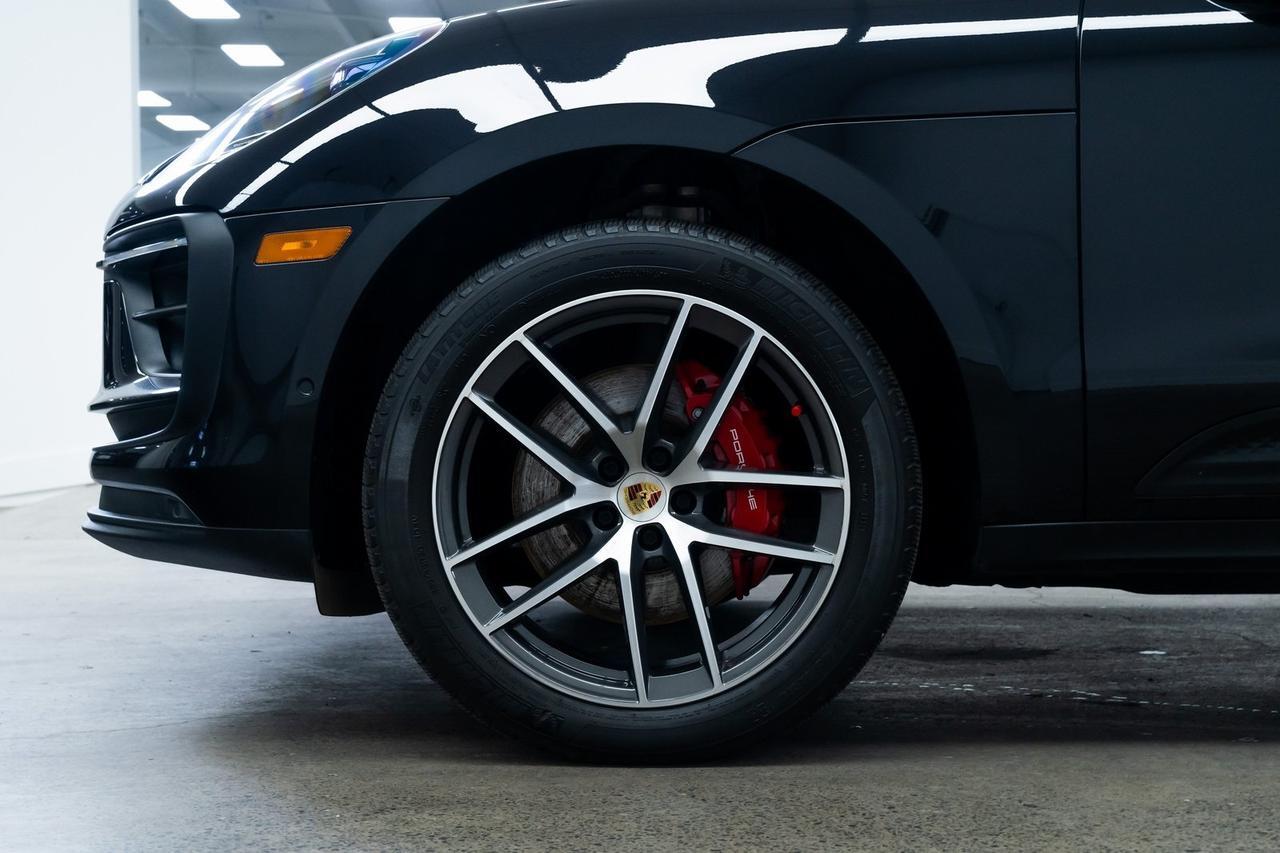 2023 Porsche Macan S 1 Owner Adaptive Air Suspension Premium Plus Portland OR
