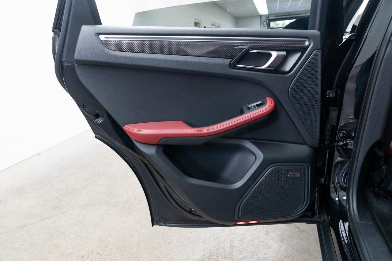 2023 Porsche Macan S 1 Owner Adaptive Air Suspension Premium Plus Portland OR