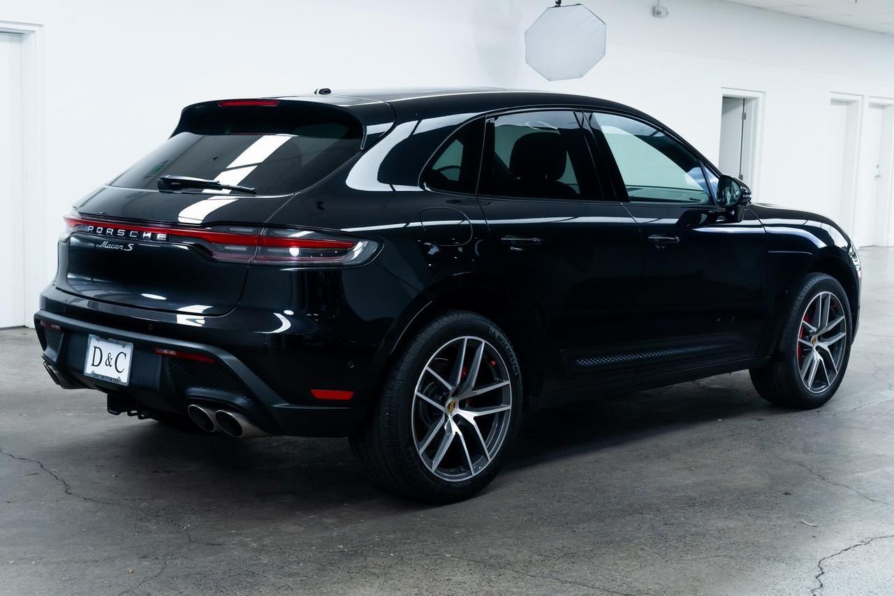 2023 Porsche Macan S 1 Owner Adaptive Air Suspension Premium Plus Portland OR