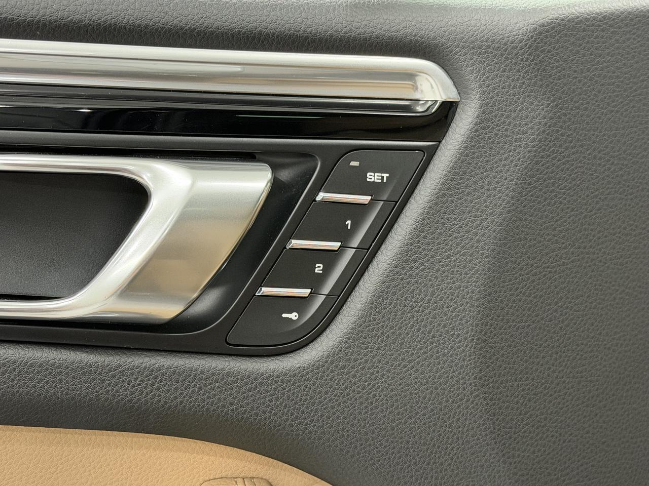 2023 Porsche Macan S Newark DE