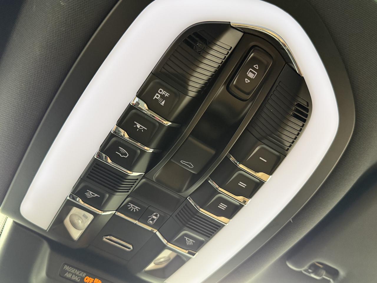 2023 Porsche Macan S Newark DE