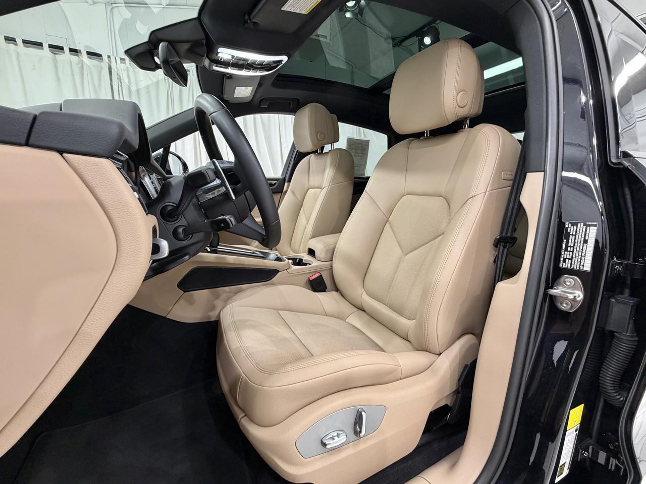 2023 Porsche Macan S Newark DE