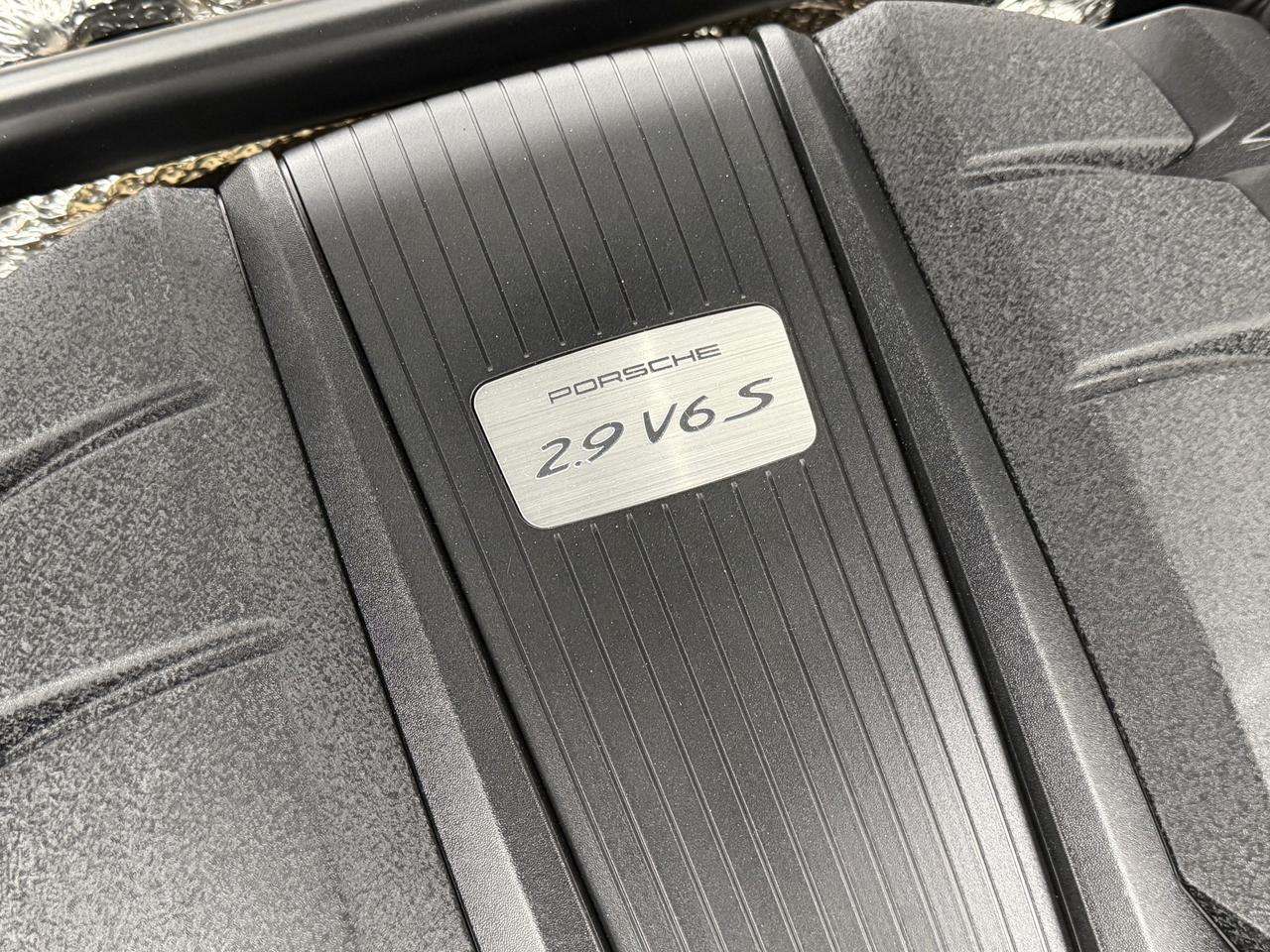 2023 Porsche Macan S Newark DE