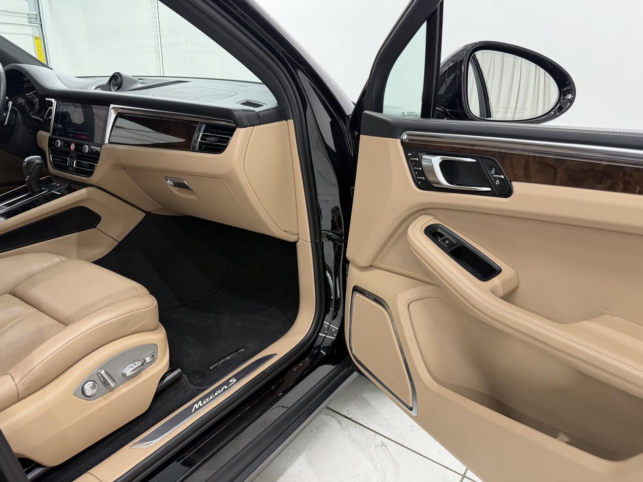 2023 Porsche Macan S Newark DE
