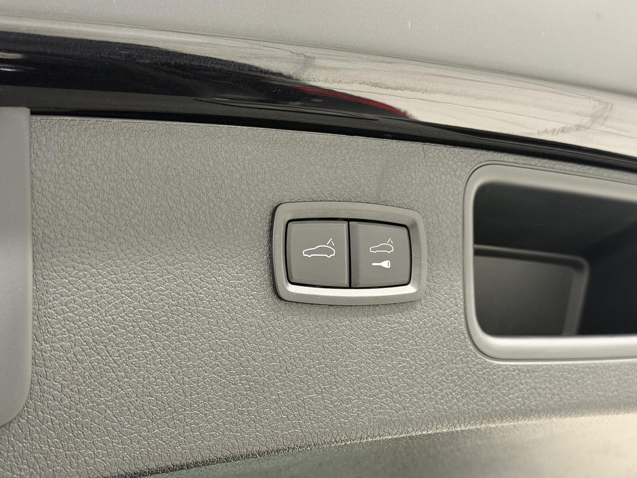 2023 Porsche Macan S Newark DE