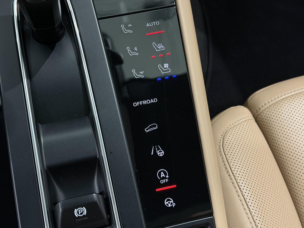2023 Porsche Macan S Newark DE